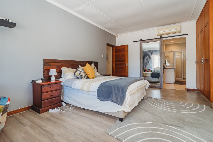 4 Bedroom Property for Sale in Heatherlands Western Cape